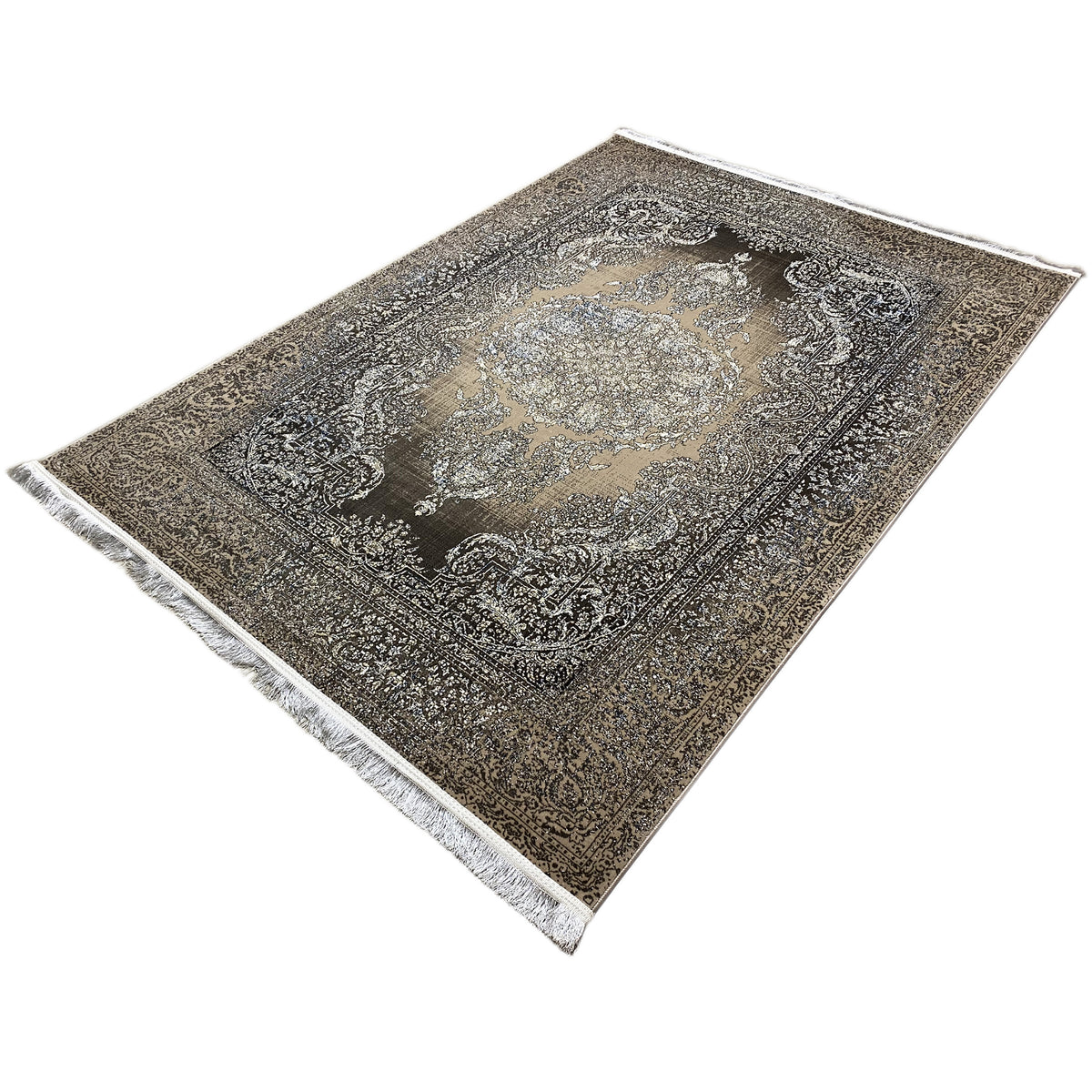 Teppich 170x240 cm schräg, silberfarbene Verzierungen im Mittelmedaillon, mit Fransen