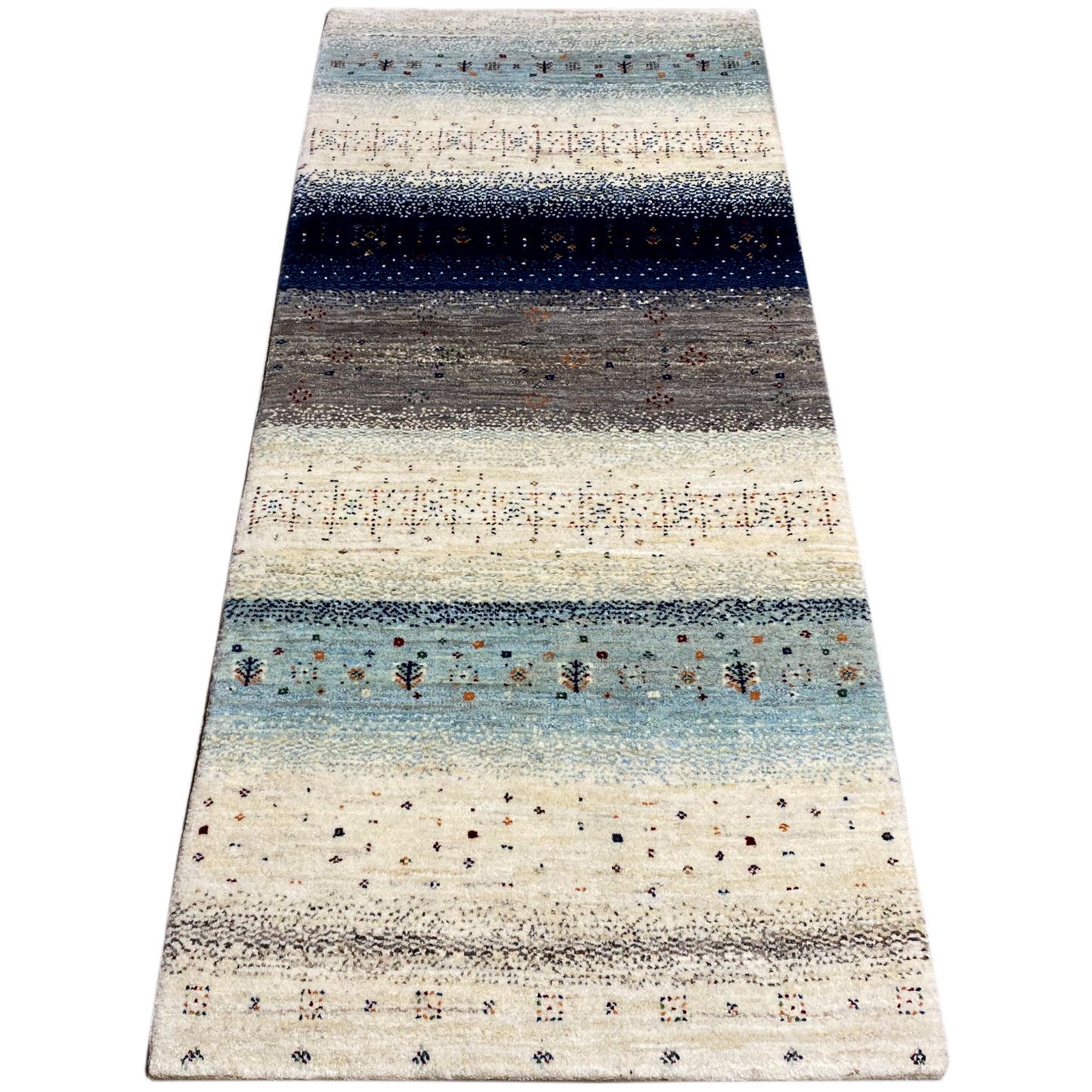 Gabbeh-Teppichläufer mit breiten Farbbändern in Creme, Blau und Grau, feine Ornamente