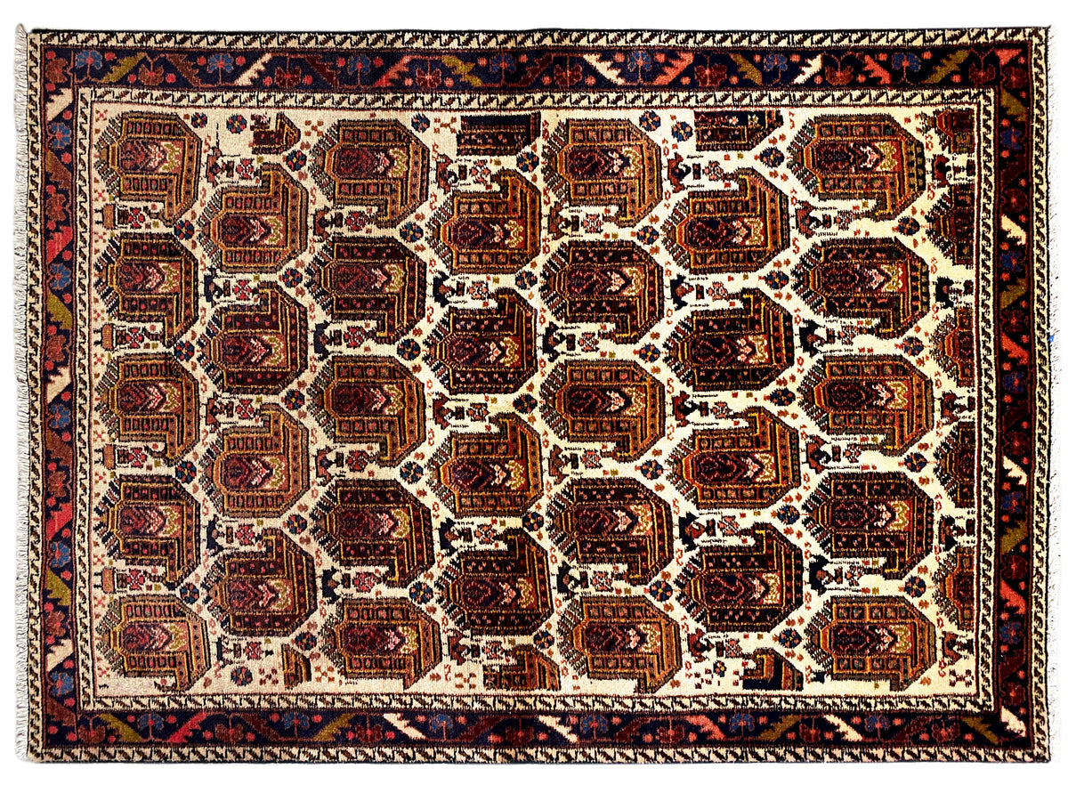 Shahre Babak Teppich (154x105 cm), rechteckige Ansicht mit geometrischem Medaillon-Muster