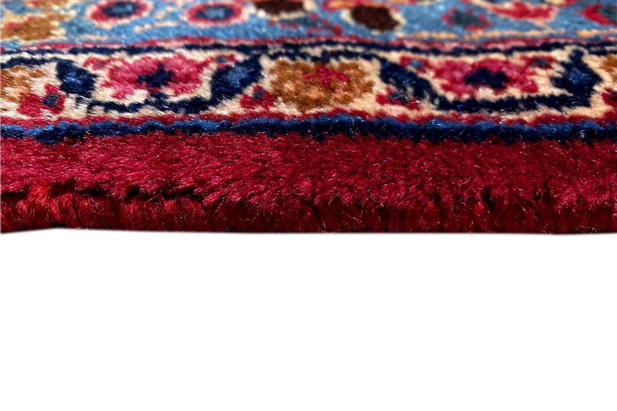 Khorasan-Teppich (296x198 cm) Nahansicht: bunte Bordüre und kurzer Flor am Rand