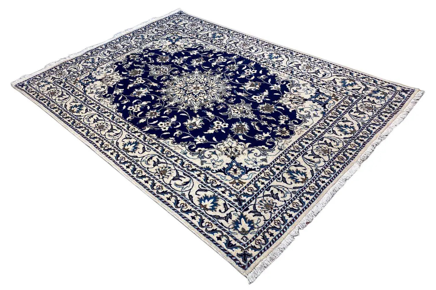 Nain Teppich (146x214cm) - German Carpet Shop