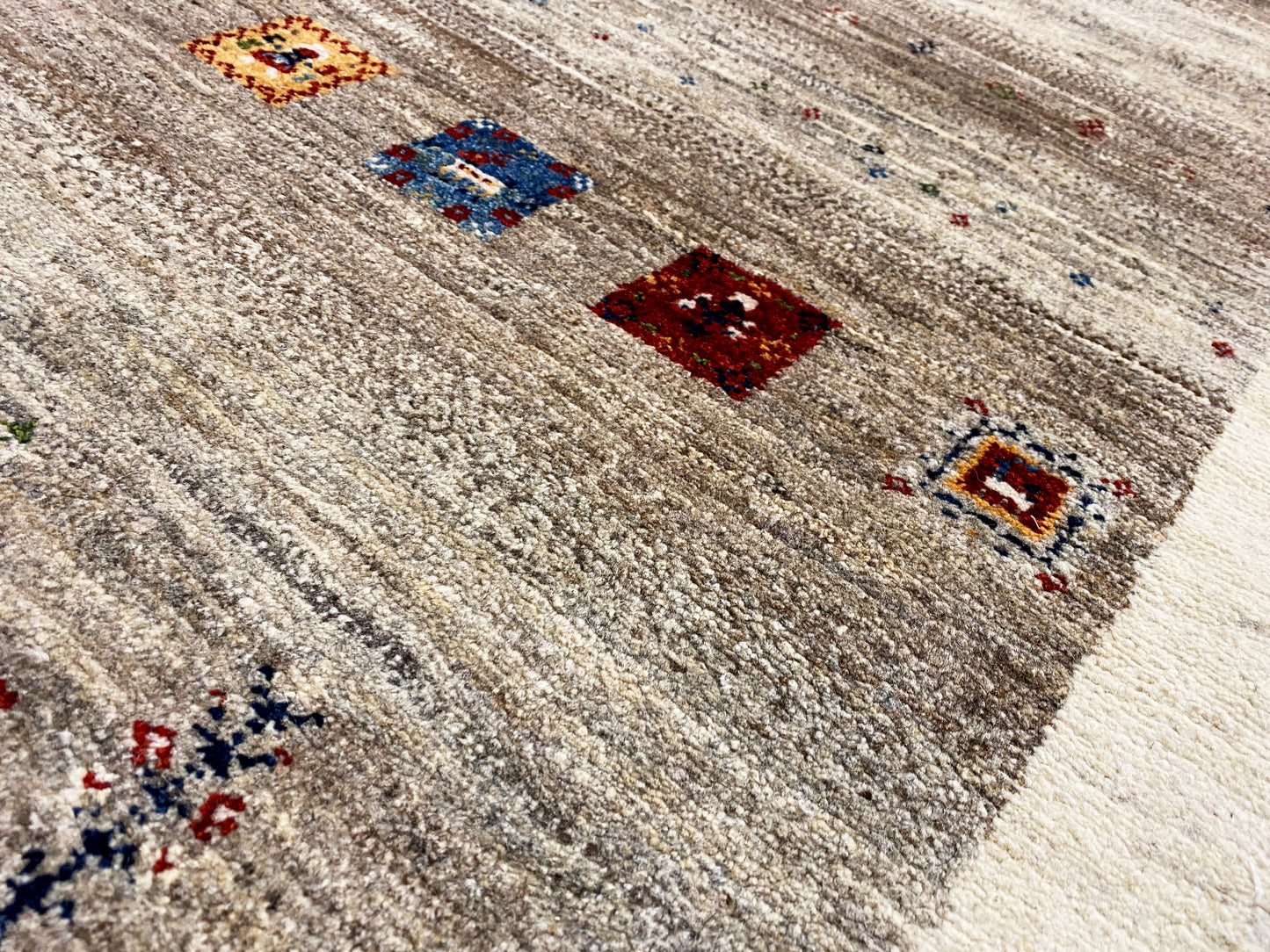 Schmaler Gabbeh Läufer 451x87 cm für Diele und Eingangsbereich