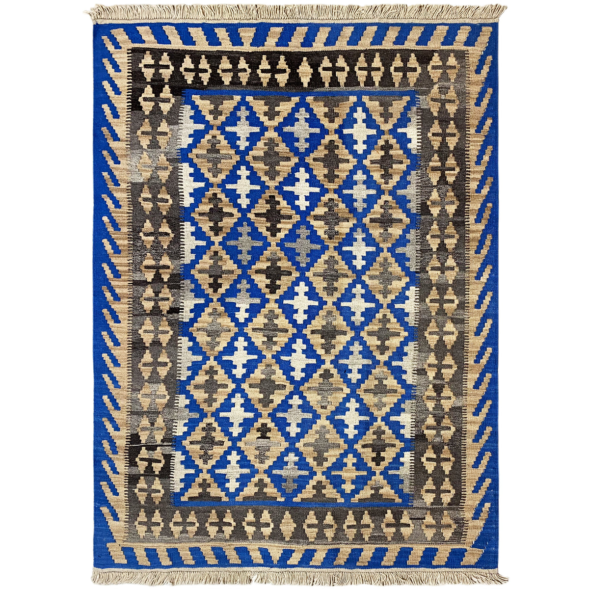 Kelim-Teppich mit blauem Innenfeld, beigen und braunen Rautenmustern, Fransen