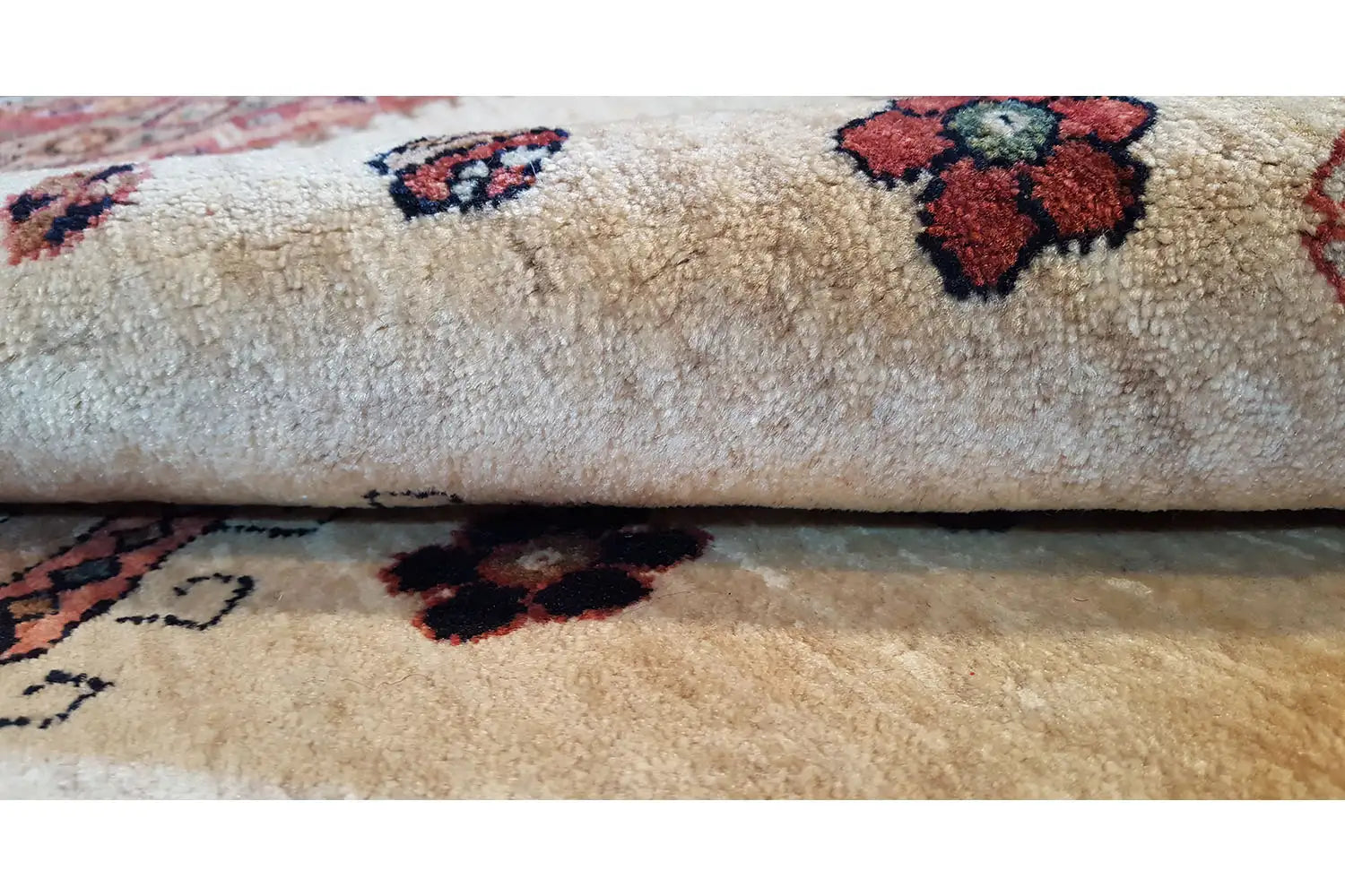 Qashqai Exklusiv 901006 - (176x124cm) - German Carpet Shop