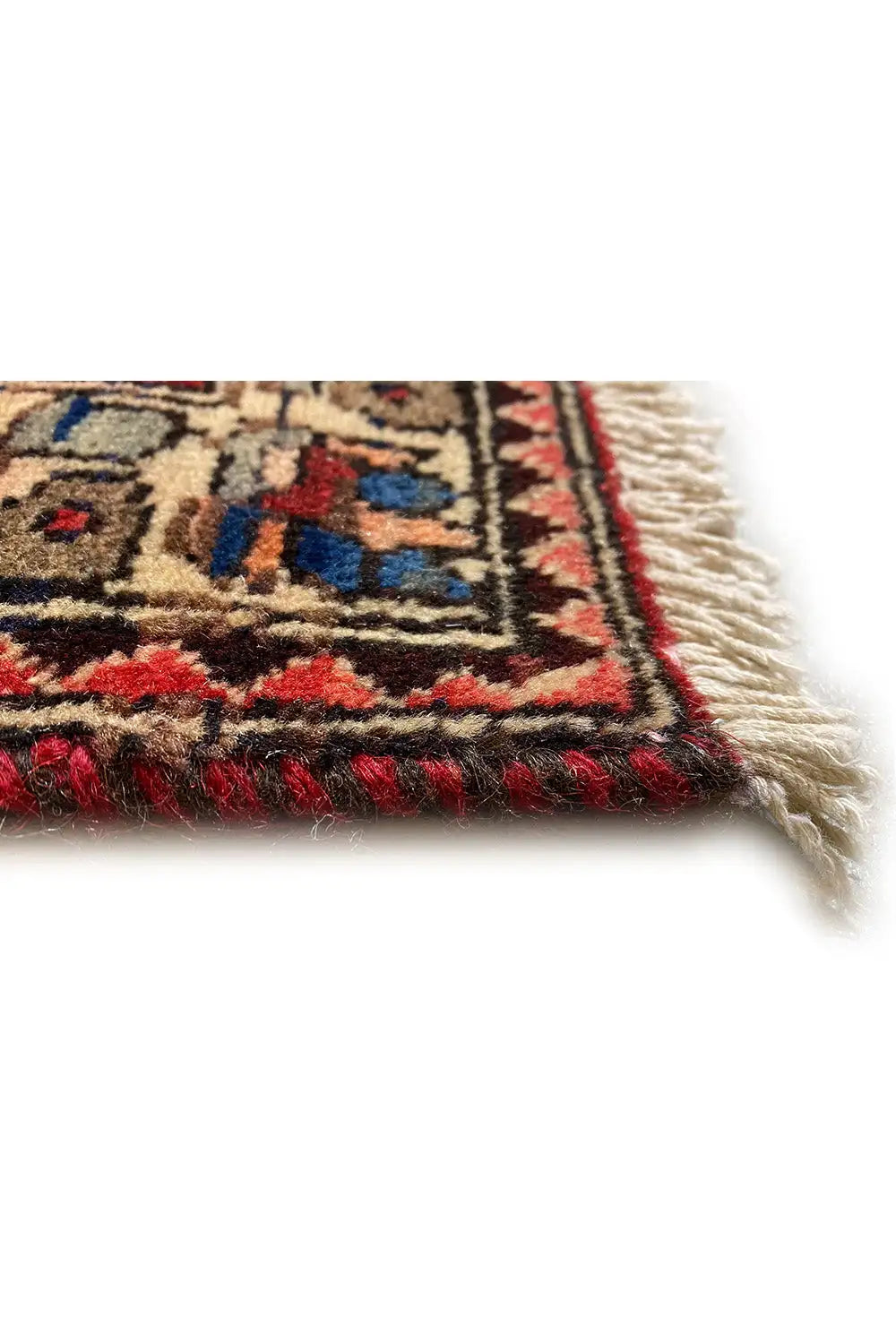 Bakhtiari - 366 (316x216 cm) - Premium Teppich from German Carpet Shop - Just €990! Shop now at German Carpet Shop
