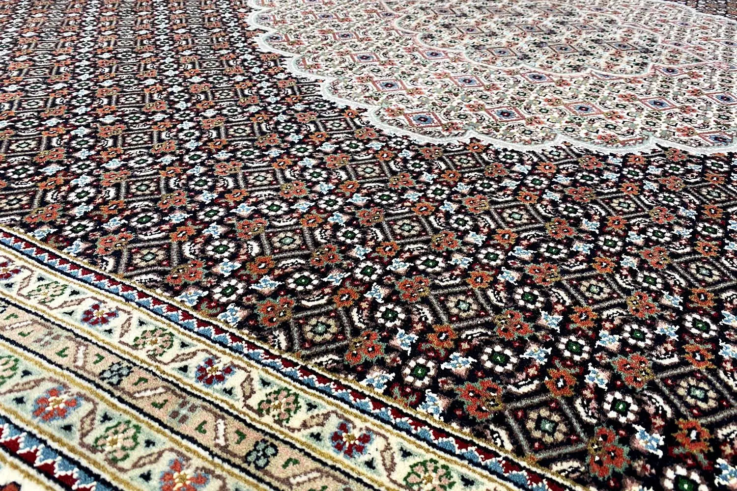 Indo Täbriz Teppich - (297x209cm) - German Carpet Shop