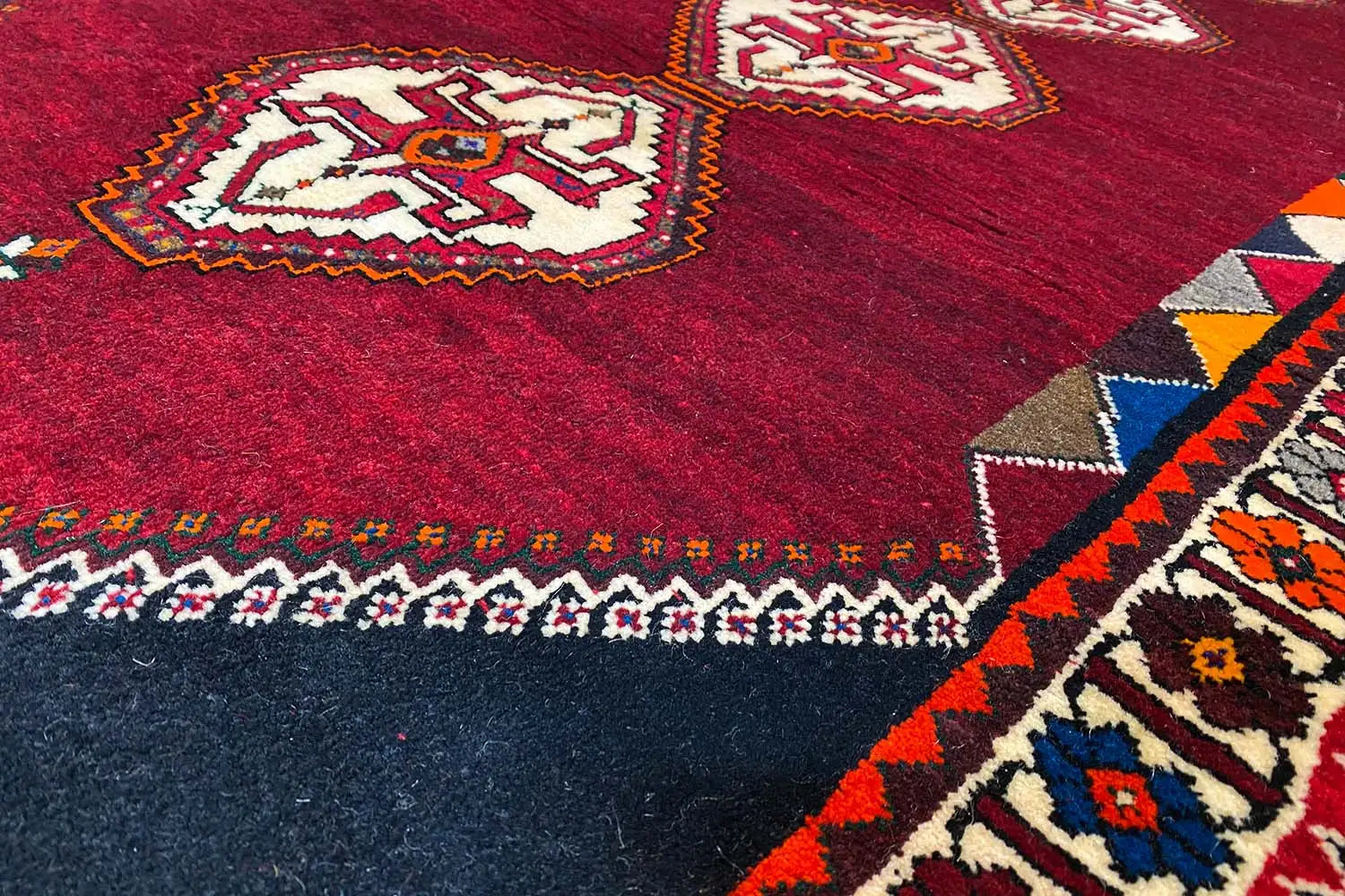 Shiraz Qashqai - (232x88cm) - German Carpet Shop