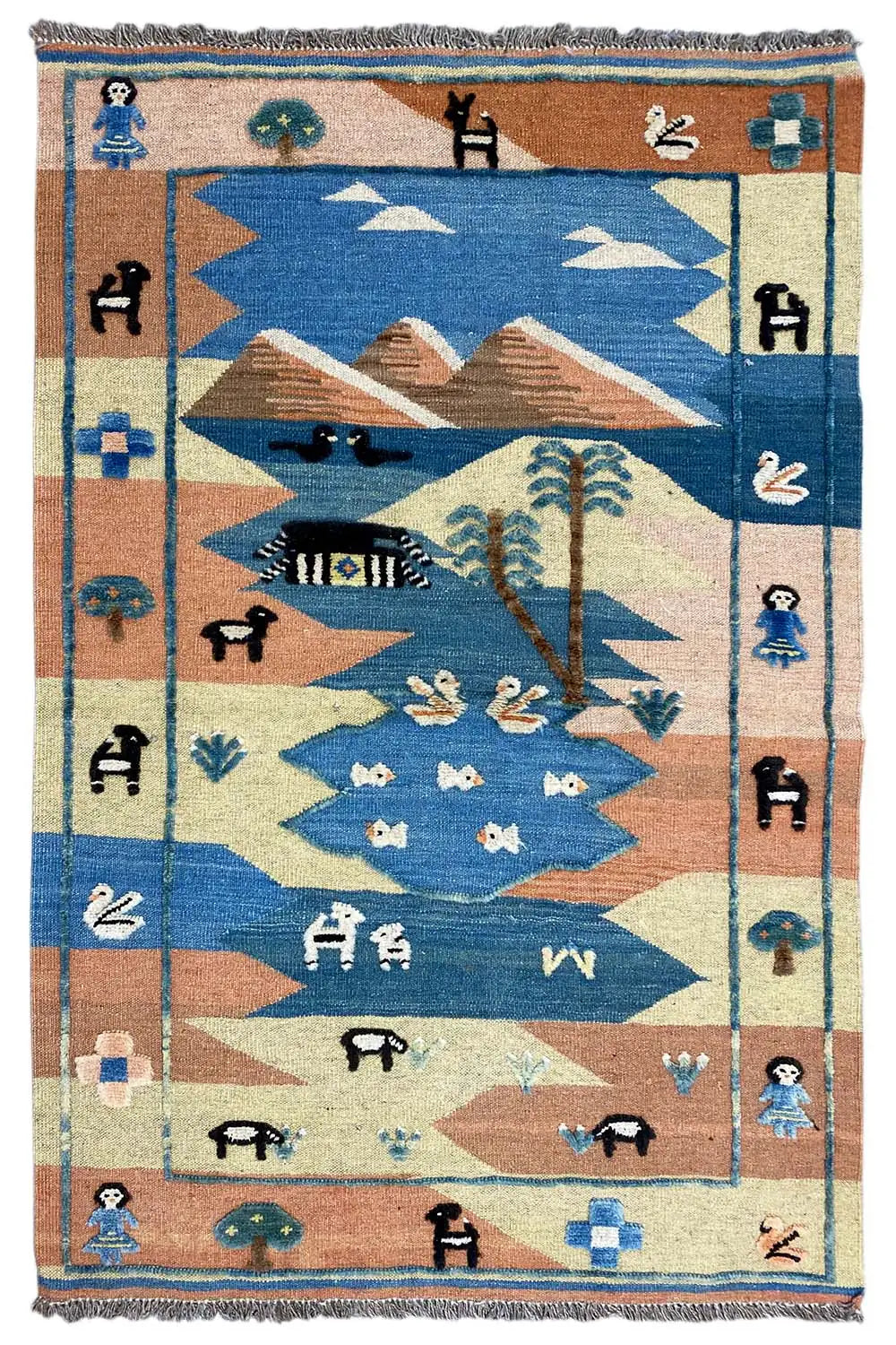 Kilimteppich mit Tiermotiven und geometrischen Feldern, hellblau, beige, Fransen