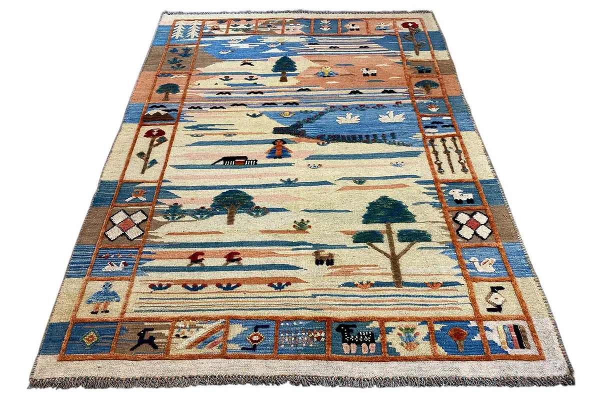 Kilim Qashqai Teppich in Beige mit blauem Rand, Landschaftsmotiven und Fransen