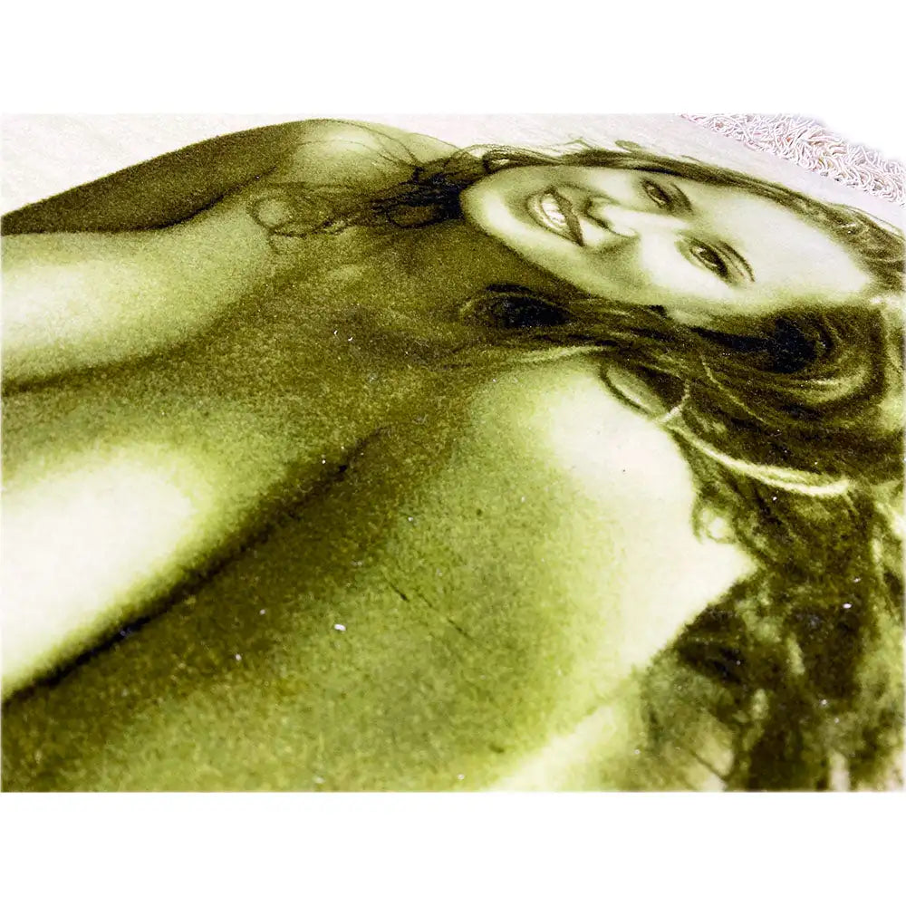 Bildteppich Nahansicht mit Foto einer Frau, hellgrün bedruckt