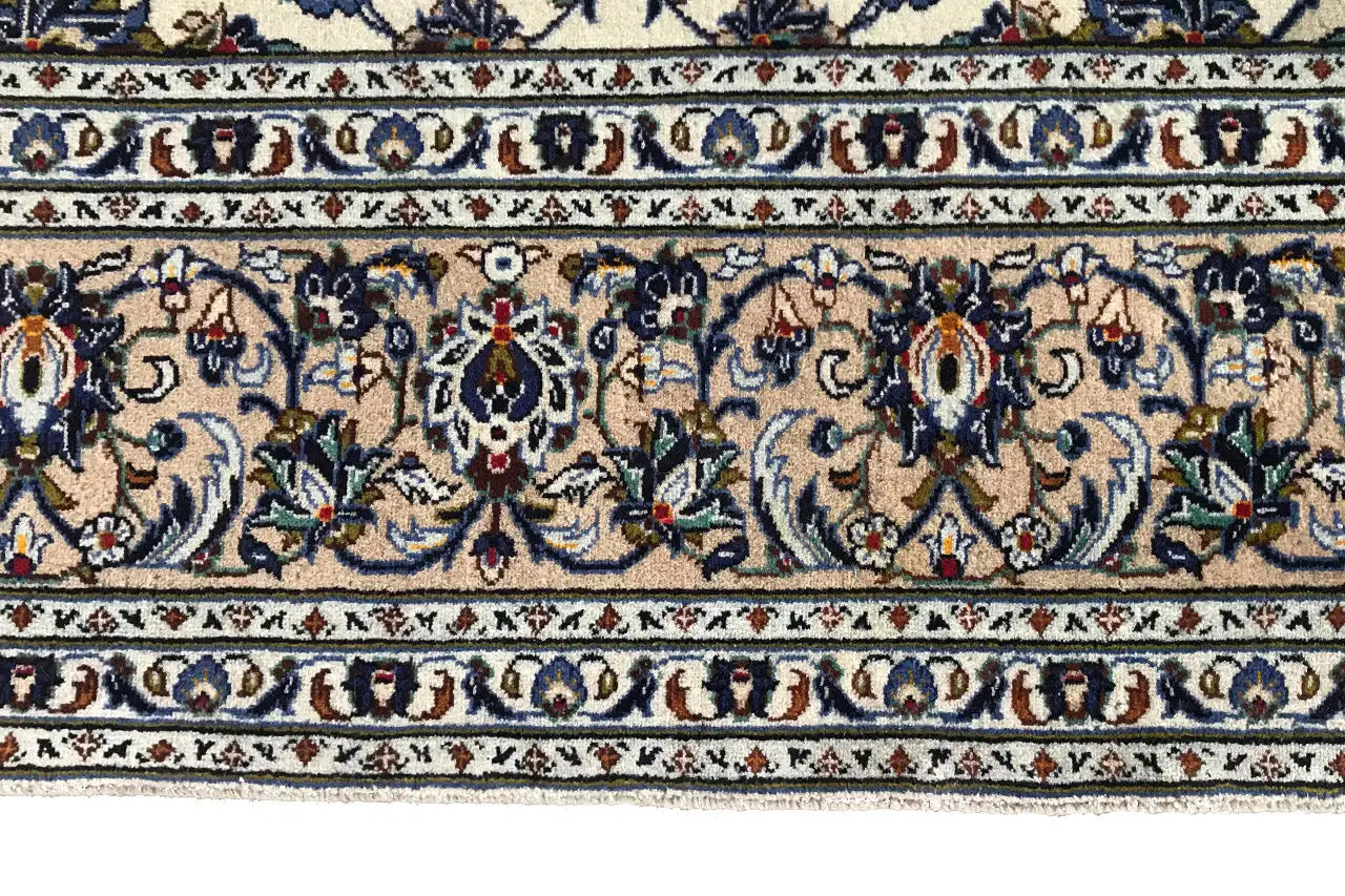 Keshan - Beige (364x258 cm) - German Carpet Shop