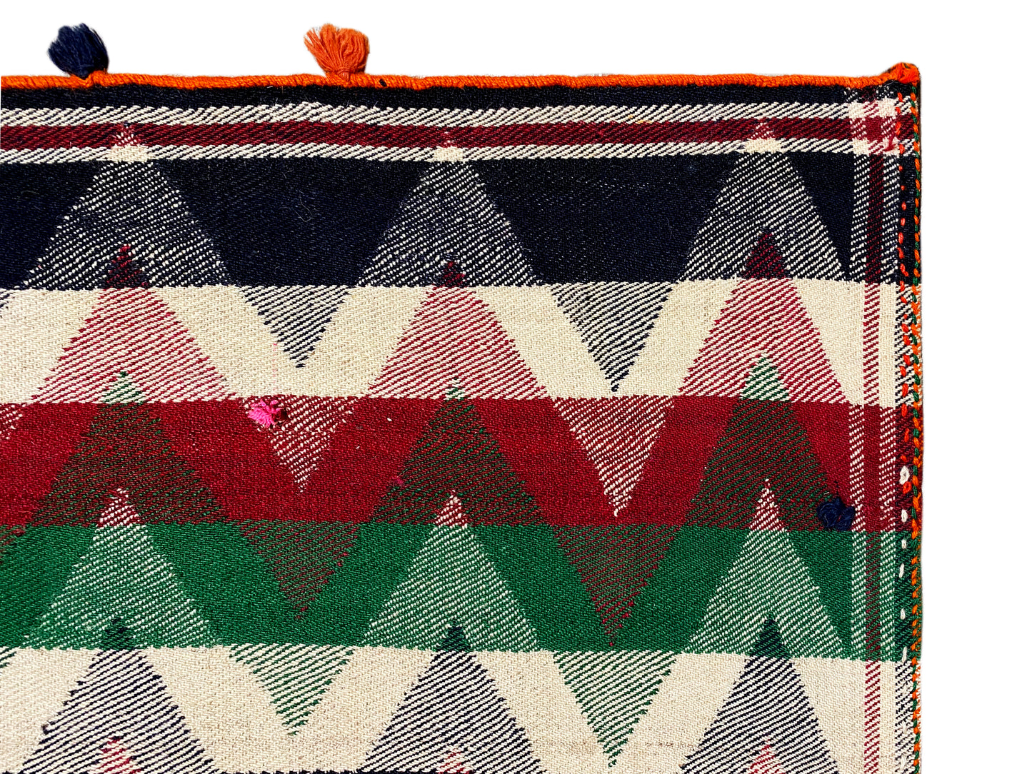 Salon dekorativer Rot-Grün Jajim Teppich mit klaren Zickzackstreifen