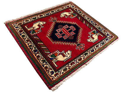 Poshti-Teppich 58x68 cm, rotes Bordürendesign mit Innenmedaillon und Händen