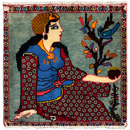 Poshti Teppich 68x63 cm mit Figur, Baummotiv und mehrfarbiger Bordüre, Fransen