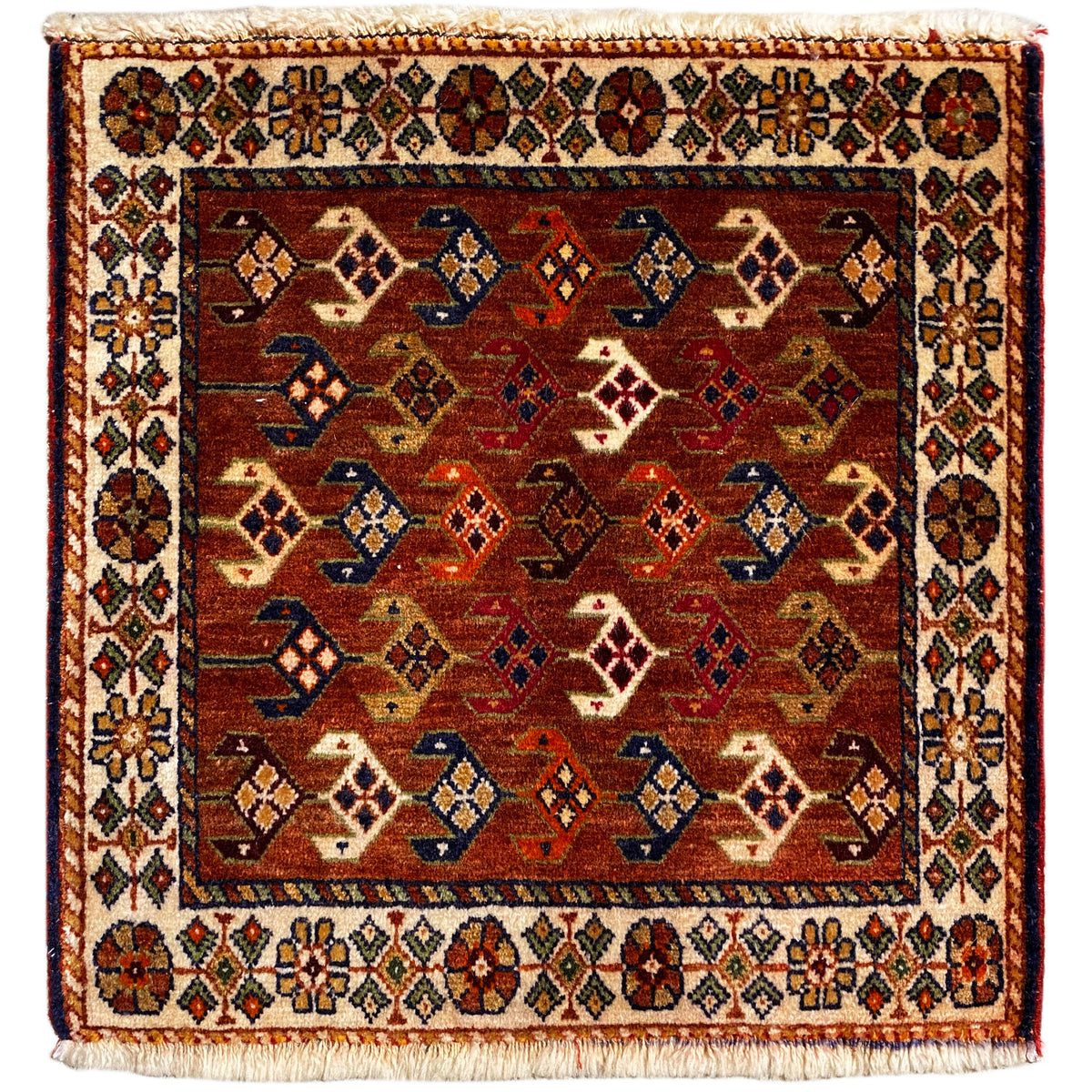 Poshti Teppich 60x55 cm mit geometrischem Muster in Rot, Braun, Blau und Creme