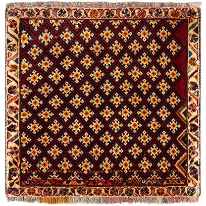 Poshti-Teppich 61x59 cm: quadratisches Design mit geometrischem Muster, Dunkelrot und bunt