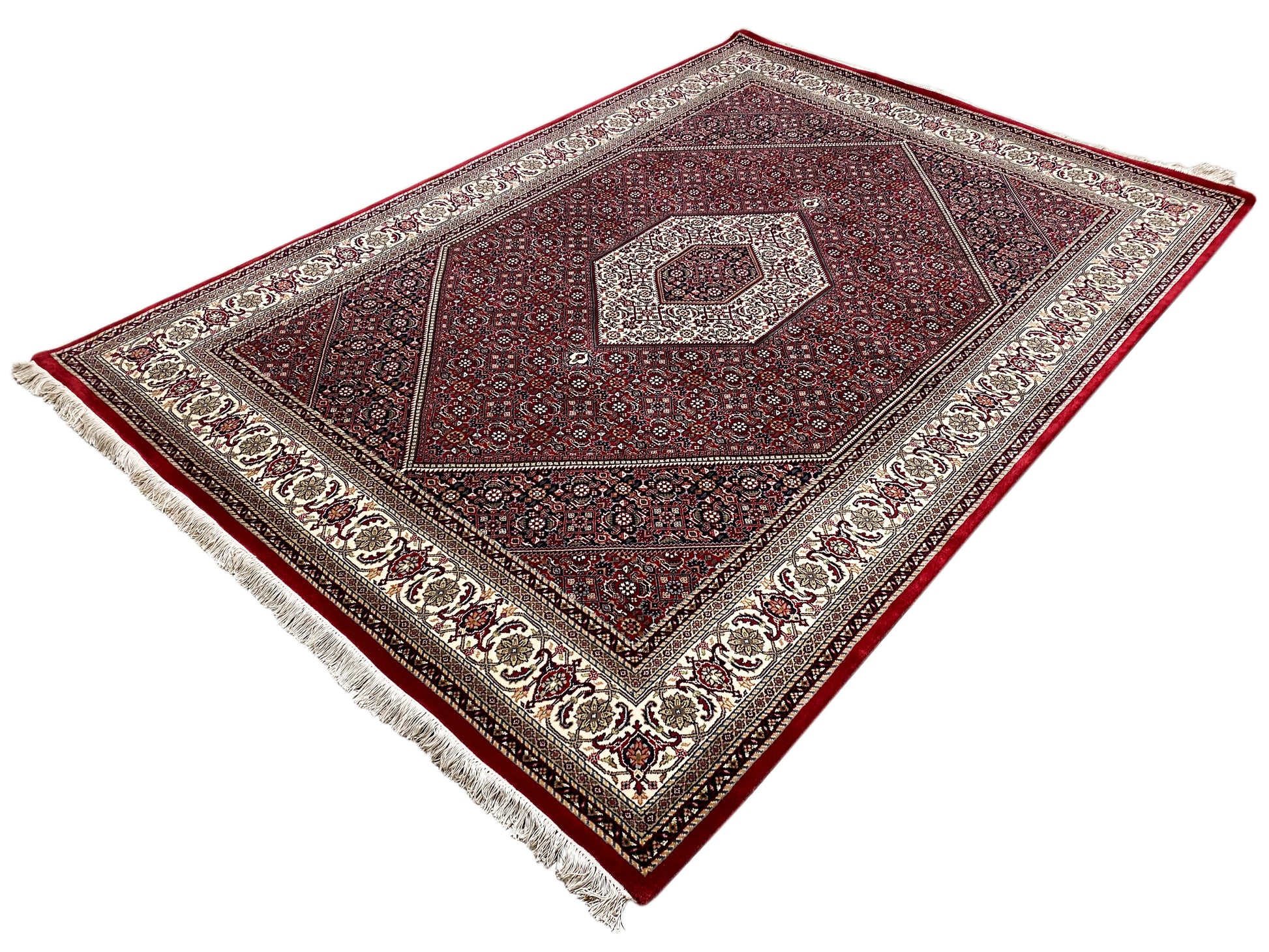 Hochwertiger Wollteppich Bidjar handgeknüpft in Rot Creme